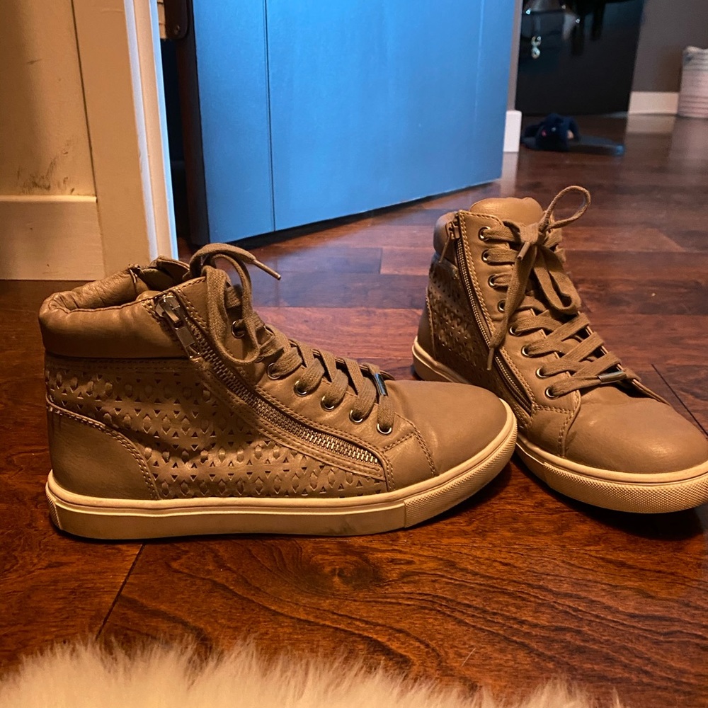 Steve Madden High-Top Sneakers